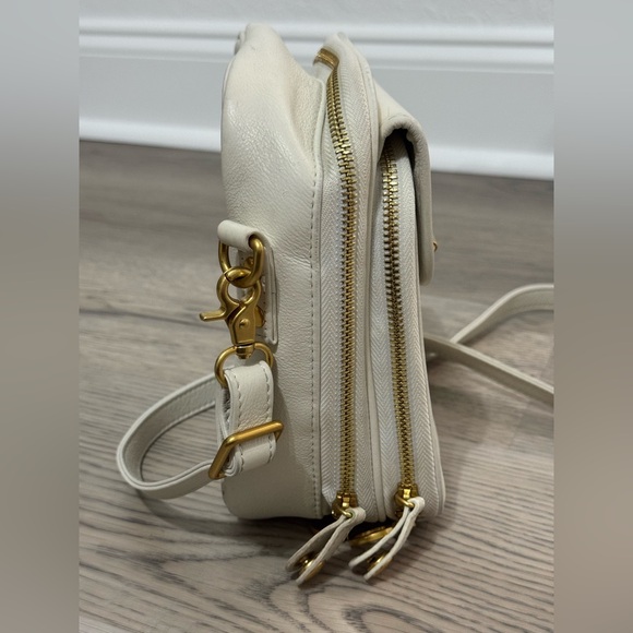 Minooy Naya Small Crossbody Bag Cream / White - EUC - Picture 5 of 14